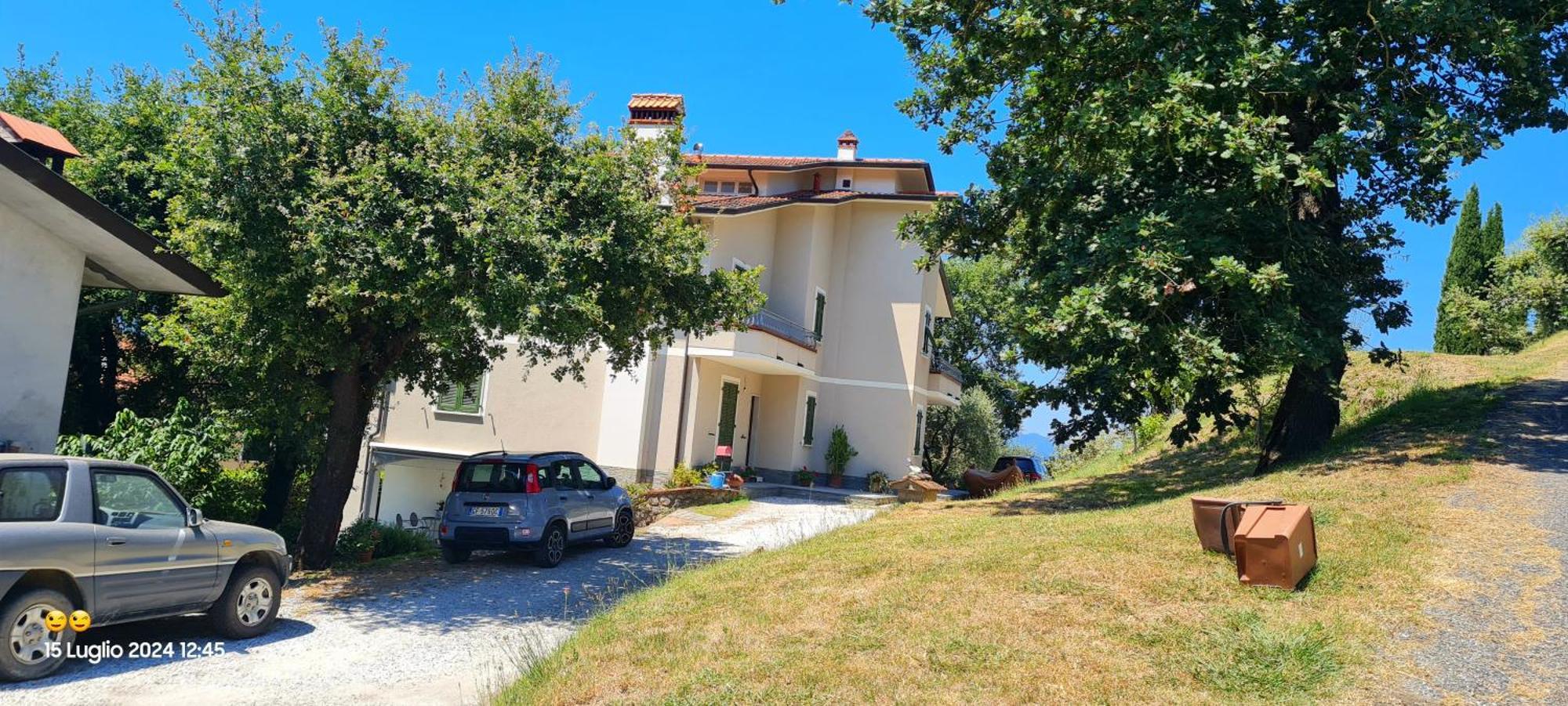 Casa Vacanza Da Menan Castelnuovo Magra Esterno foto